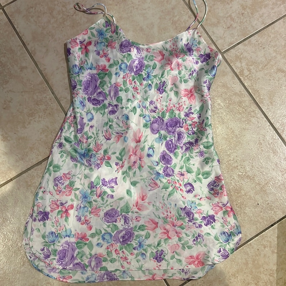 VIRAL send offer 💕REAL VINTAGE from 1995 never worn satin mini dress💕